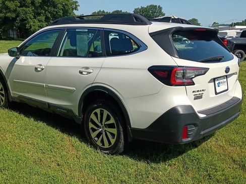Used 2020 Subaru Outback AWD/4WD image 5