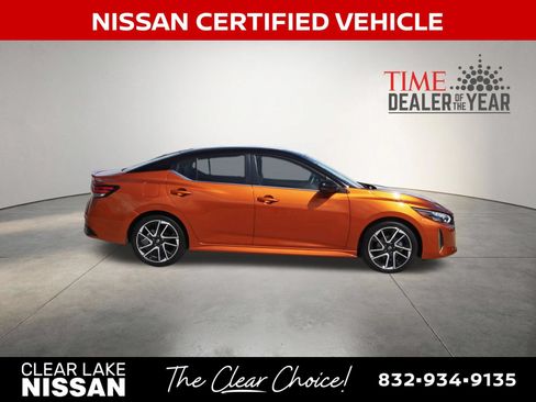 Certified 2024 Nissan Sentra SR w/ SR Premium Package FWD image 9