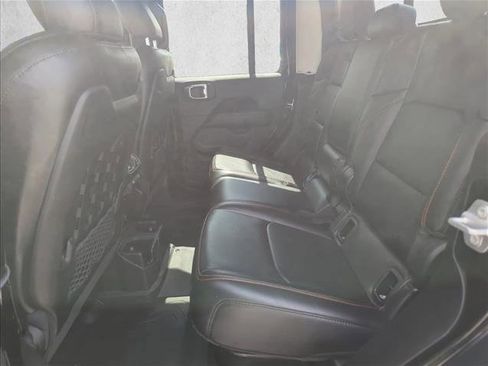 Used 2023 Jeep Gladiator Mojave w/ LED Lighting Group AWD/4WD image 15