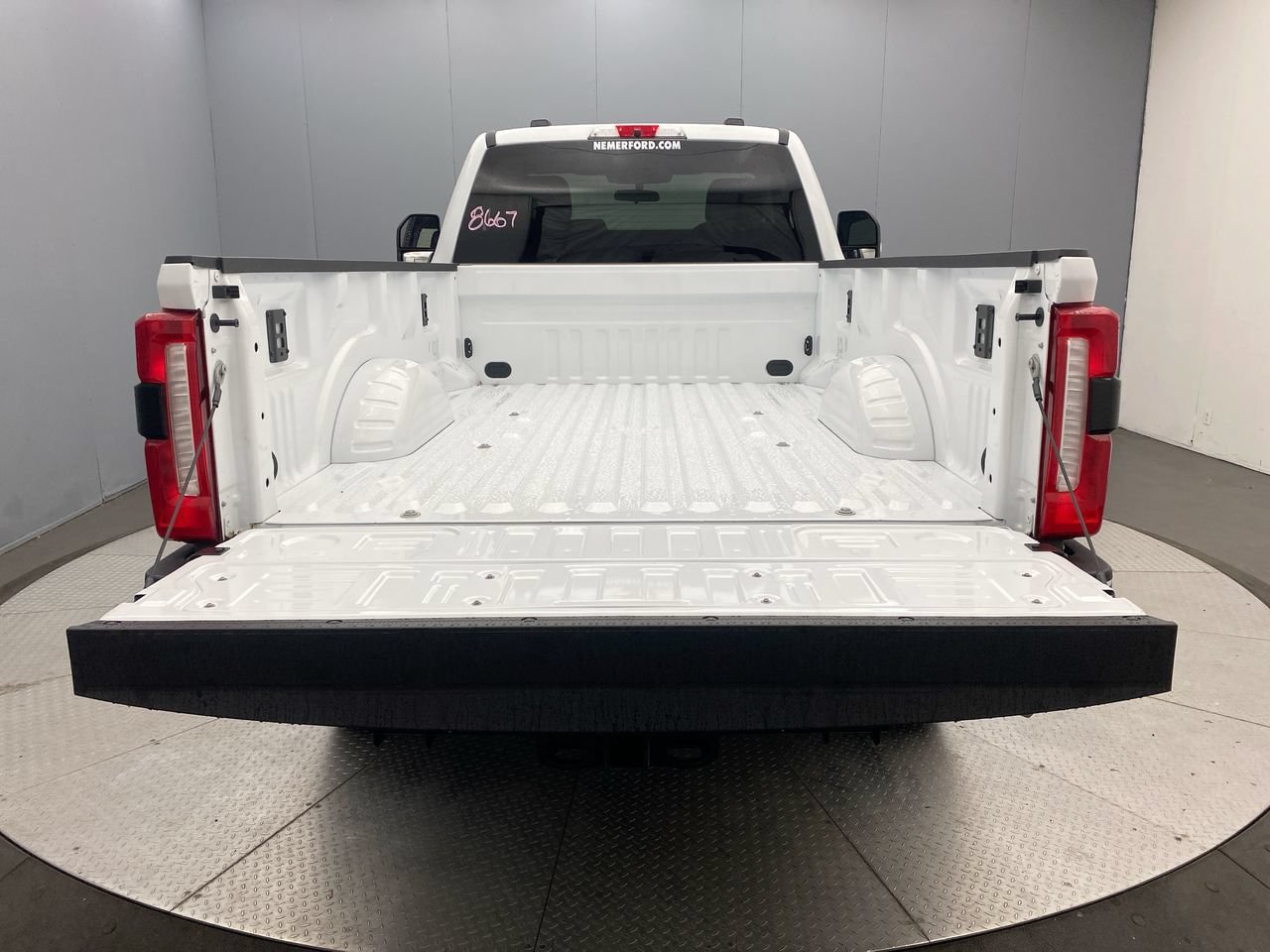 New 2026 Ford F250 XLT w/ 360-Degree Camera Package AWD/4WD image 23
