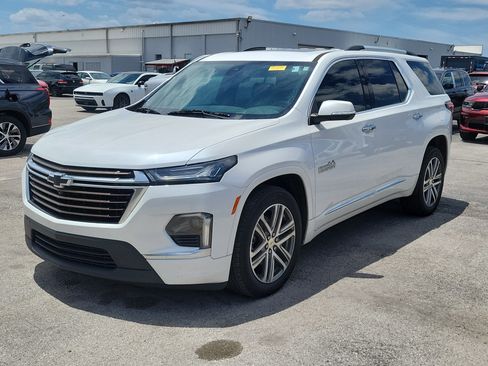 Used 2023 Chevrolet Traverse High Country AWD/4WD image 4