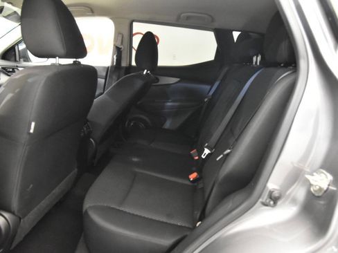 Used 2019 Nissan Rogue Sport S w/ Appearance Package image 14