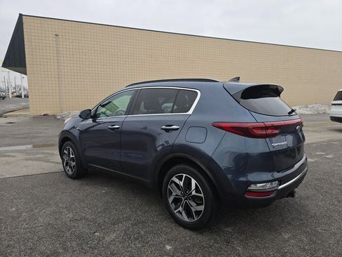 Used 2021 Kia Sportage EX w/ EX Technology Package image 7