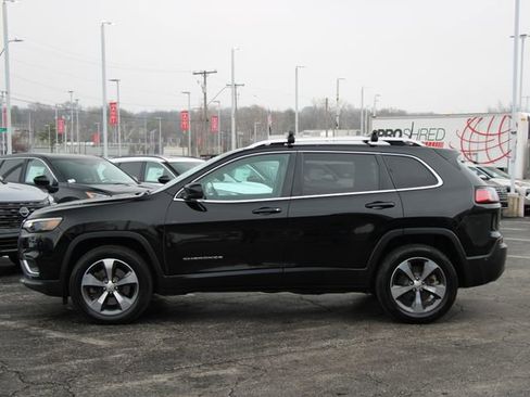 Used 2019 Jeep Cherokee Limited w/ Technology Group image 6
