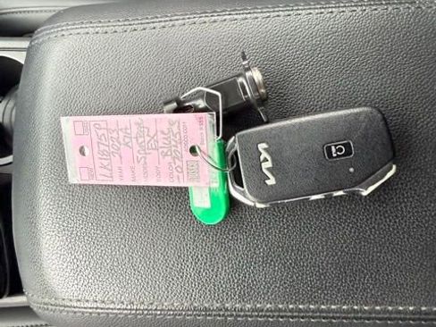 Used 2023 Kia Sportage EX image 21