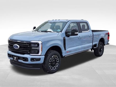 New 2026 Ford F250 Platinum image 3