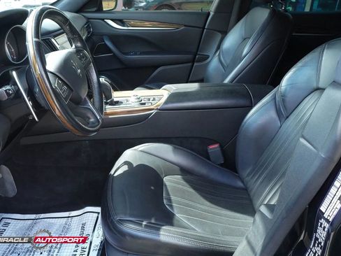 Used 2017 Maserati Levante S AWD/4WD image 17