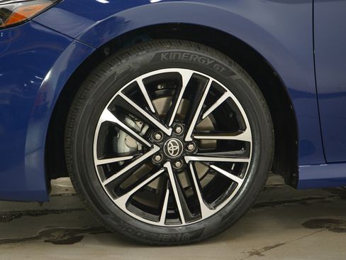 Used 2026 Toyota Camry XLE w/ Premium Plus Package FWD image 27