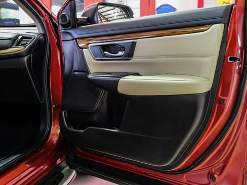 Used 2019 Honda CR-V Touring image 42