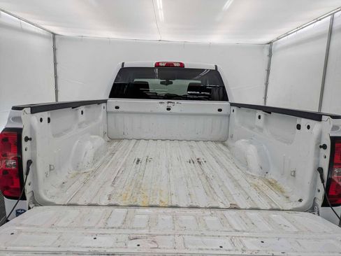 Used 2019 Chevrolet Silverado 1500 LT AWD/4WD image 33