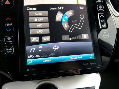 Used 2018 Toyota Prius Prime Premium image 30