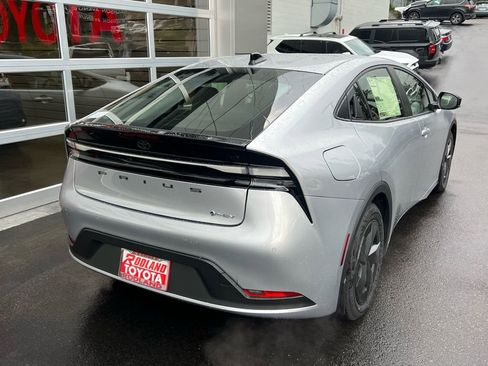 New 2026 Toyota Prius Plug-In Hybrid image 6