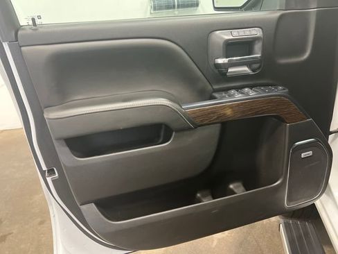 Used 2018 GMC Sierra 1500 Denali w/ Denali Ultimate Package image 10