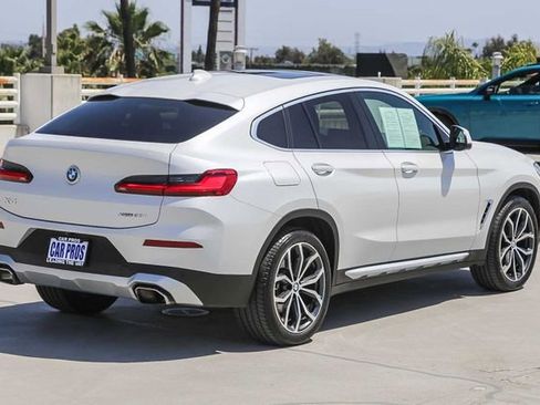 Used 2022 BMW X4 xDrive30i AWD/4WD image 10