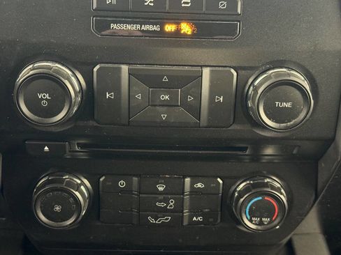 Used 2018 Ford F150 XLT image 33