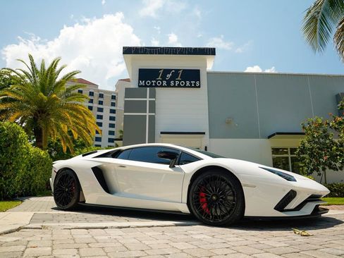 Used 2018 Lamborghini Aventador S image 91