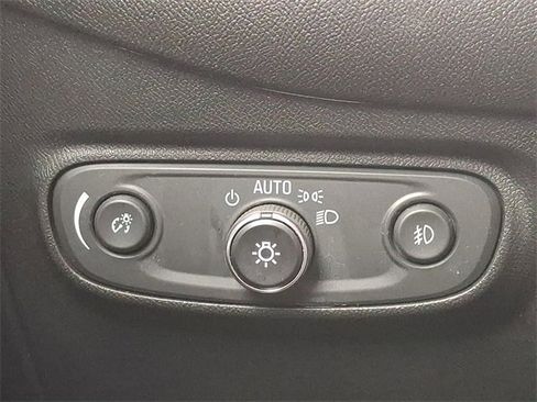 Used 2020 Chevrolet Equinox LT image 21