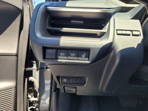 Used 2024 Toyota Prius XLE FWD image 24