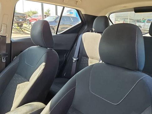 Used 2024 Nissan Kicks SV FWD image 18