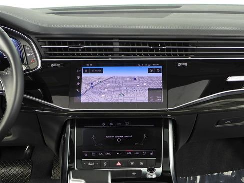 Used 2025 Audi Q7 2.0T Premium Plus w/ Premium Plus Package AWD/4WD image 27