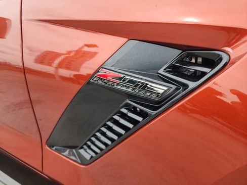 Certified 2016 Chevrolet Corvette Z06 w/ 3LZ Preferred Equipment Group image 11