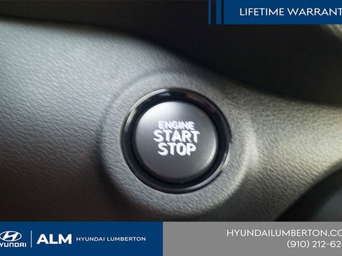 New 2026 Hyundai Venue SE FWD image 27