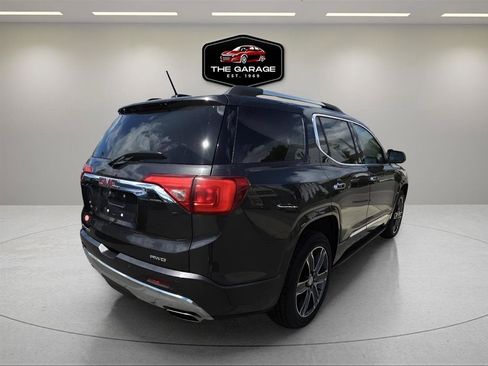 Used 2017 GMC Acadia Denali w/ Technology Package AWD/4WD image 6