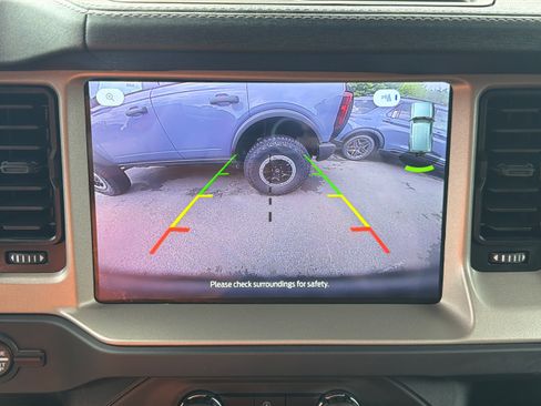 Used 2025 Ford Bronco Outer Banks AWD/4WD image 26