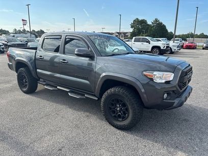Used 2022 Toyota Tacoma SR5 w/ Technology Package