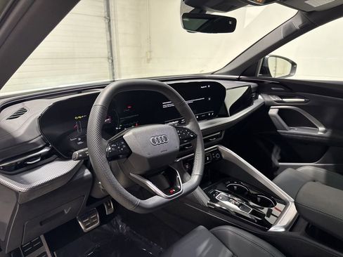 Used 2025 Audi SQ5 Premium Plus image 10