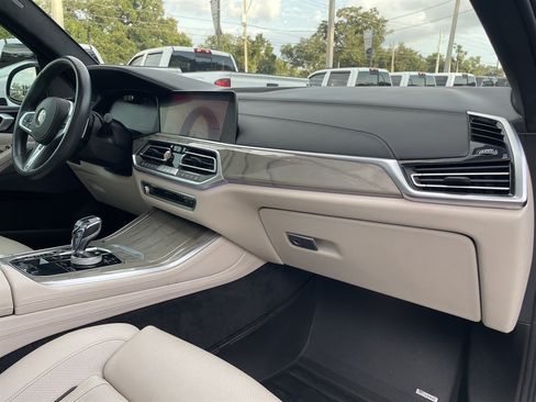 Used 2020 BMW X5 M50i w/ Executive Package AWD/4WD image 15