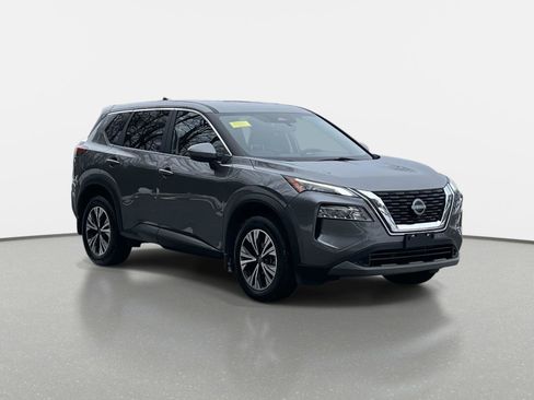 Certified 2023 Nissan Rogue SV image 3