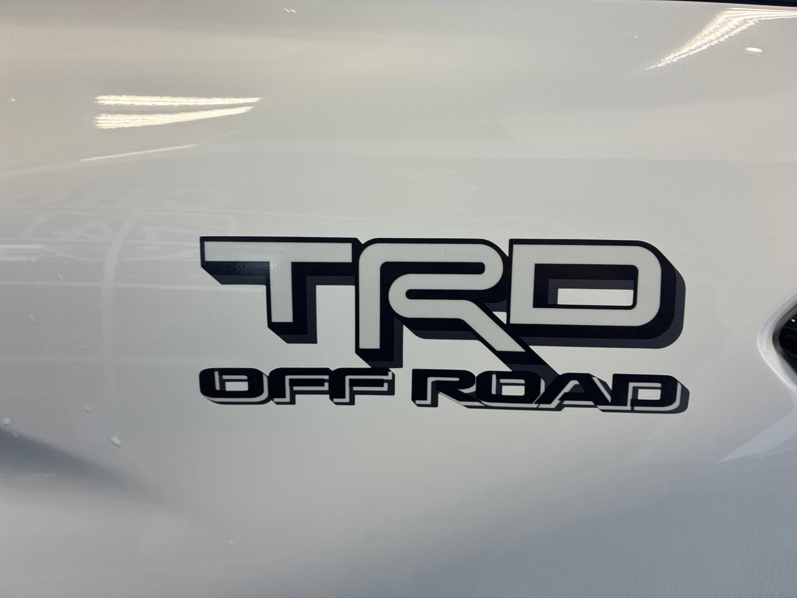 Used 2024 Toyota Tacoma TRD Off-Road AWD/4WD image 9