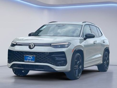 New 2026 Volkswagen Tiguan SE R-Line FWD image 7