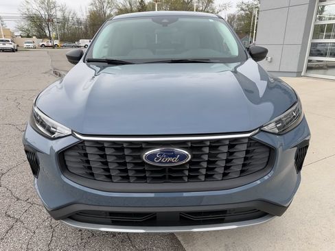 Used 2025 Ford Escape Active w/ Cold Weather Package FWD image 12