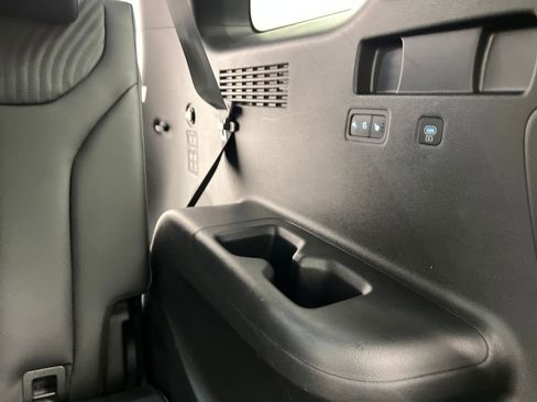Used 2024 Hyundai Palisade Calligraphy image 40
