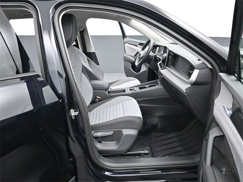 New 2026 Volkswagen Tiguan S image 14