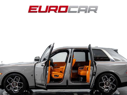 Used 2023 Rolls-Royce Cullinan image 3