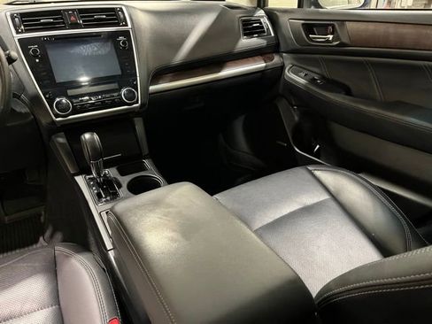 Used 2018 Subaru Outback 2.5i Limited AWD/4WD image 20