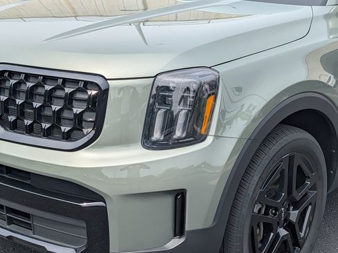 Used 2024 Kia Telluride EX X-Line AWD/4WD image 16