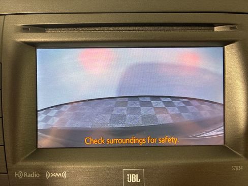 Used 2014 Toyota Prius Four image 18