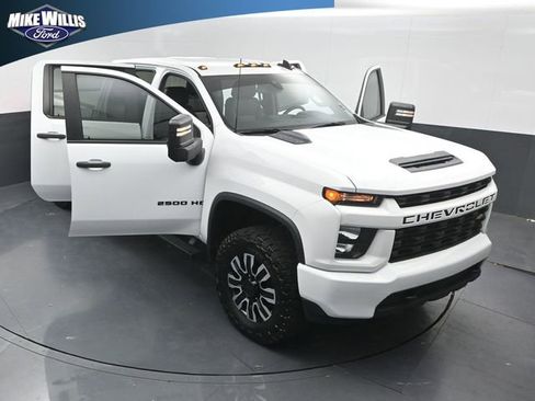 Used 2021 Chevrolet Silverado 2500 Custom w/ Custom Value Package AWD/4WD image 25