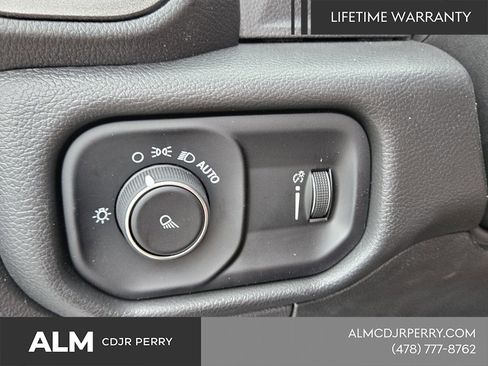 New 2024 RAM 2500 Tradesman w/ Safety Group AWD/4WD image 25