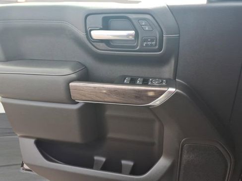 Used 2022 Chevrolet Silverado 1500 LTZ image 16