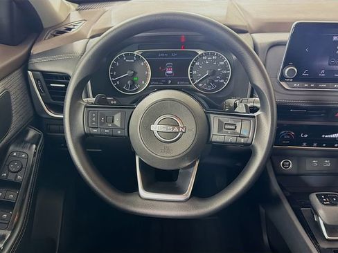 Certified 2023 Nissan Rogue SV image 13