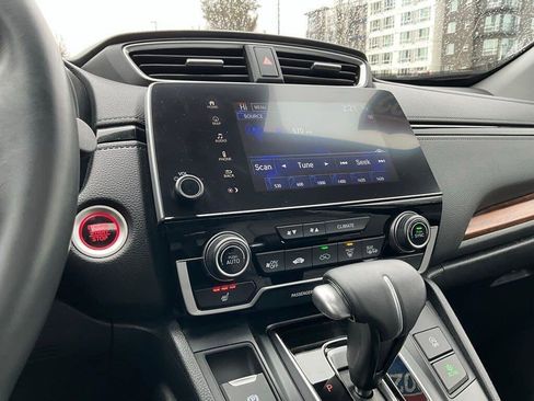 Used 2022 Honda CR-V Touring image 17