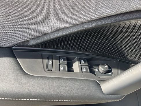 New 2025 Volkswagen Tiguan S image 13