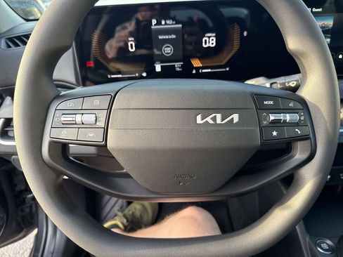 New 2026 Kia K4 LX image 15