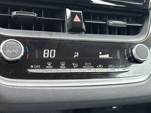 Used 2024 Toyota Corolla LE image 19