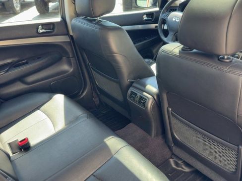 Used 2013 INFINITI G37 x Sedan w/ Premium Pkg AWD/4WD image 10